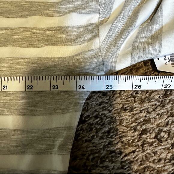 Old Navy women’s sweatshirt xl NWT gray white‎ - Picture 7 of 8